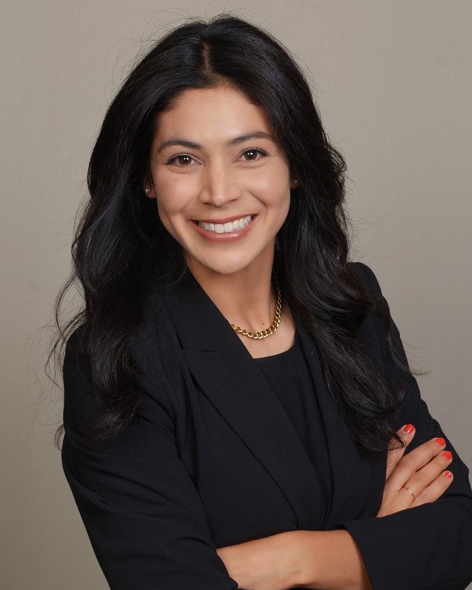 Analidia Blakely - Professional Headshot.jpg