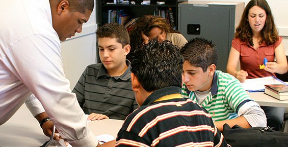 Shifting Roles Enable Student-centered Learning 