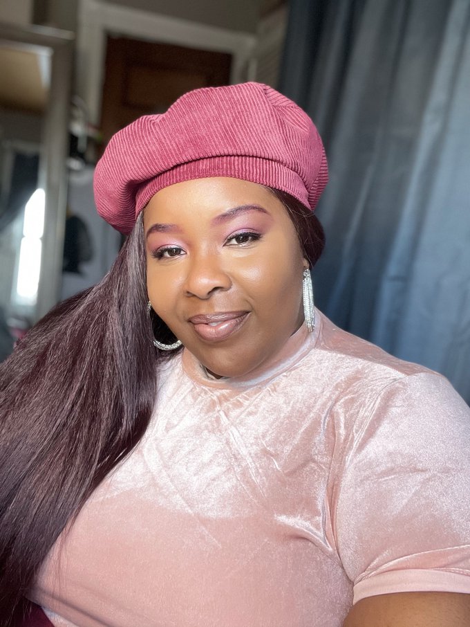 Vynelle White_Headshot.jpeg